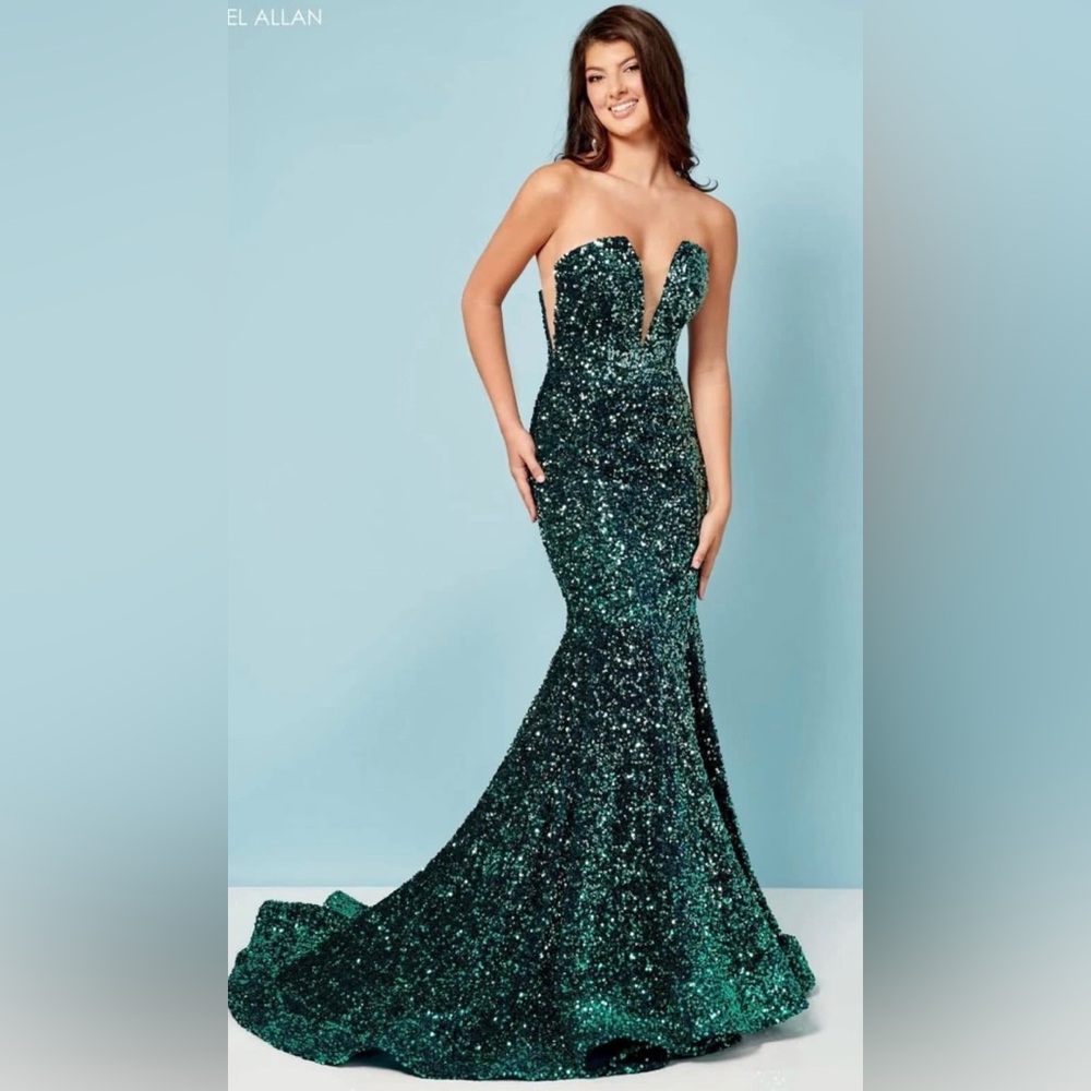 NEW Rachel Allan Green Sequin Prom or Pageant Dress
